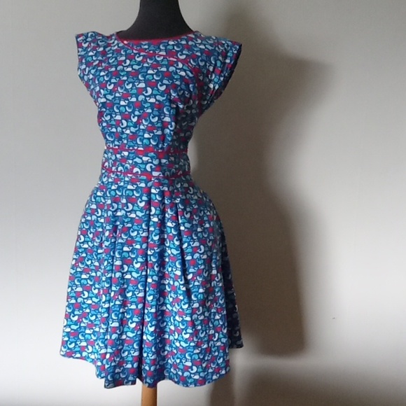 Retrolicious 1950s style pinup whale print knee length dress small - Picture 8 of 8